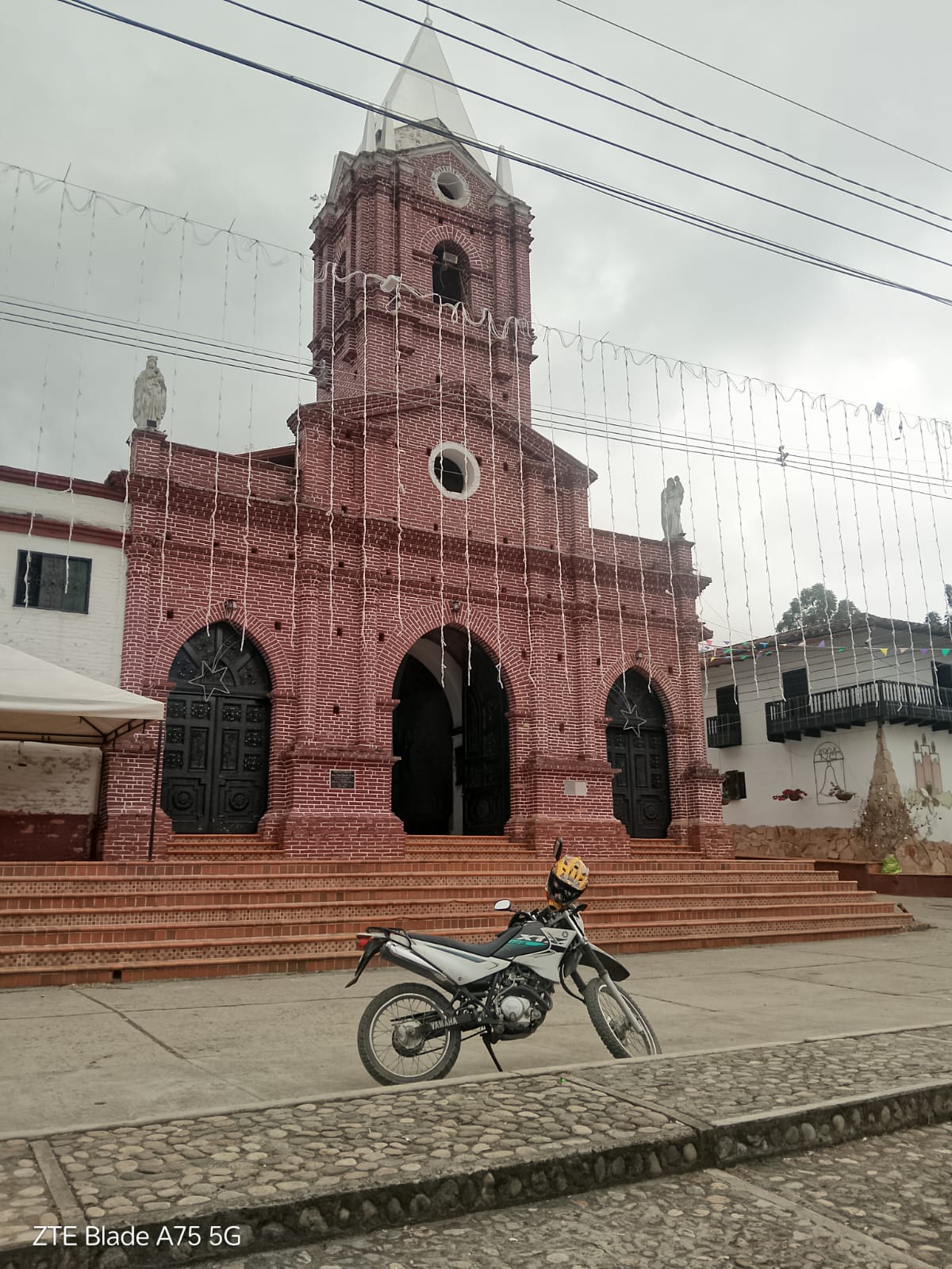 Iglesia colonial en la región